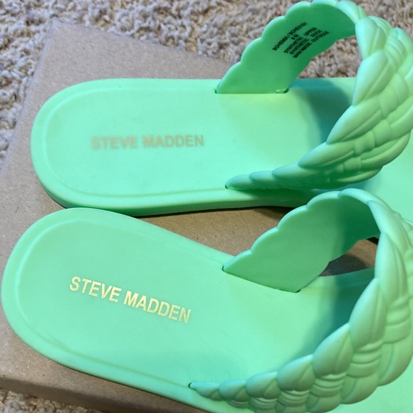 NWT Steve Madden Bohemia sandals slides womens sz 9 Lime Green New Shoes Jelly - Picture 4 of 11